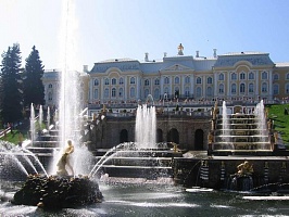 Санкт-Петербург. Праздник фонтанов в Петергофе